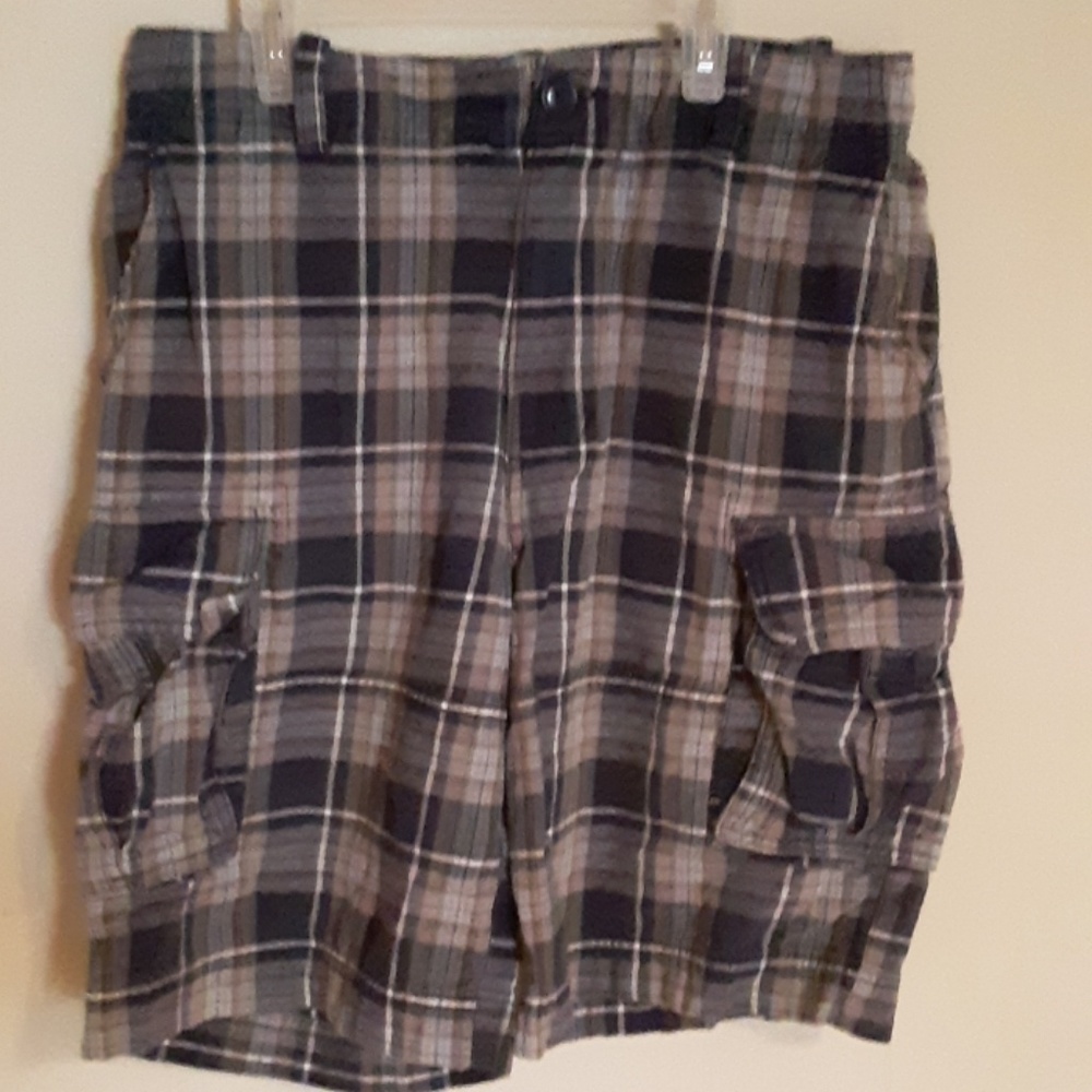 Duck Head Jean's Company  plaid cargo shorts 30